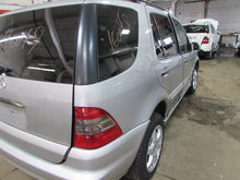 Load image into Gallery viewer, REAR DRIVE SHAFT Ml 430 Ml 500 99 00 01 02 03 04 05 - 1355454
