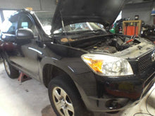 Load image into Gallery viewer, THROTTLE BODY TOYOTA RAV 4 RAV4 2006 4CYL - MRK464388
