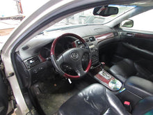 Load image into Gallery viewer, FRONT SPINDLE Camry Avalon Solara 04 05 06 07 - 11 Left - 862147
