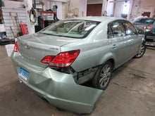 Load image into Gallery viewer, RADIATOR FAN ASSEMBLY Avalon Camry ES350 Venza 2005 05 06 07 08 09 - 12 - 899273
