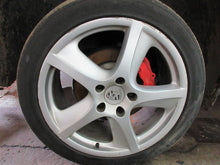 Load image into Gallery viewer, FRONT SPINDLE Cayenne 2003 03 04 05 06 07 08 09 10 Right - 908591
