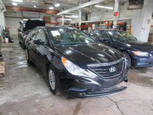 Load image into Gallery viewer, REAR DOOR Hyundai Sonata 2011 11 2012 12 2013 13 2014 14 Right - 921059
