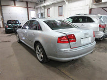 Load image into Gallery viewer, RADIATOR Audi A8 2003 03 2004 04 2005 05 2006 06 2007 07 2008 08 09 10 - 942359
