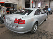 Load image into Gallery viewer, RADIATOR Audi A8 2003 03 2004 04 2005 05 2006 06 2007 07 2008 08 09 10 - 942359

