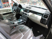 Load image into Gallery viewer, FRONT DOOR GLASS Range Rover 06 07 08 09 10 11 12 Left - 999545
