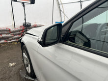 Load image into Gallery viewer, SIDE VIEW DOOR MIRROR 320i 328D 328i 335i Active 3 13-16 Left - DG184858
