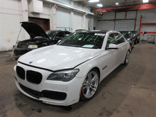 Load image into Gallery viewer, STARTER MOTOR 550i 550i Gt 650i 750 HYBRID 750i 750il Alpina 08-14 - 972297
