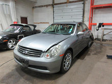 Load image into Gallery viewer, RADIATOR Infiniti G35 2003 03 2004 04 2005 05 2006 06 2007 07 Auto - 972587
