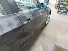 Load image into Gallery viewer, FRONT SPINDLE BMW 330xi 328xi 325xi 335xi 2006 06 07 08 09 10 11 Right - 979092
