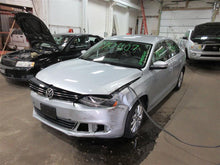 Load image into Gallery viewer, FRONT SPINDLE Beetle Jetta 2011 11 2012 12 2013 13 2014 14 Right - 1004967
