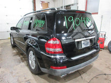 Load image into Gallery viewer, FRONT SPINDLE KNUCKLE Gl320 Gl450 Gl550 ML320 ML350 ML450 07-11 Left - 1010338

