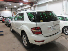 Load image into Gallery viewer, STRUT ML550 ML350 ML320 2006 06 07 08 09 10 11  Front - 1011291
