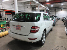 Load image into Gallery viewer, STRUT ML550 ML350 ML320 2006 06 07 08 09 10 11  Front - 1011291
