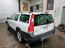 Load image into Gallery viewer, ALTERNATOR Volvo S60 V70 S80 05 06 07 140 Amp - 1013953
