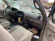 Load image into Gallery viewer, Carrier Assembly Toyota Tundra 2002 - 1369103
