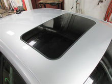 Load image into Gallery viewer, RADIATOR FAN ASSEMBLY Volkswagen Beetle Jetta Passat 13 14 15 - 1040899
