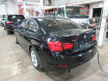 Load image into Gallery viewer, REAR HUB WITH SPINDLE 320i 328D 328i 335i Active 3 12-16 Left - 1025757
