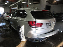 Load image into Gallery viewer, RADIATOR BMW X5 X6 14 15 16 17 18 19 - 1094510
