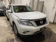 Load image into Gallery viewer, PLASTIC ENGINE COVER Nissan Pathfinder 2016 16 - 1333817
