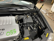Load image into Gallery viewer, REAR STRUT SHOCK Lexus ES300H ES350 13 14 15 16 17 18 Right - 1334750
