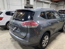 Load image into Gallery viewer, FRONT INTERIOR DOOR TRIM PANEL Nissan Rogue 2015 15 - 1334411
