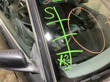 Load image into Gallery viewer, ECU ECM COMPUTER BMW 325i 2001 01 2002 02 03 04 05 - 1343512
