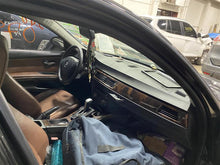 Load image into Gallery viewer, INTERIOR REAR VIEW MIRROR BMW 328i 2008 08 - 1334543
