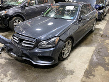 Load image into Gallery viewer, SUNROOF ASSEMBLY E250 Van E250D E300 E350 E400 E550 E63 12-16 - 1335803
