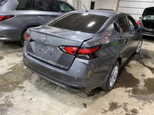 Load image into Gallery viewer, Air Bag Nissan Versa 2020 20 2021 21 2022 22 Right - 1335388
