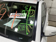 Load image into Gallery viewer, RADIATOR OVERFLOW BOTTLE E250 Van C230 C250 C300 C350 C63 CLS400 08-16 - 1338848
