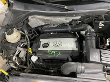 Load image into Gallery viewer, WINDSHIELD WIPER MOTOR Volkswagen Tiguan 09 10 11 12 13 14 - 1337155
