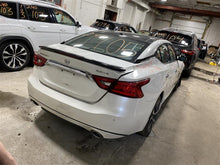 Load image into Gallery viewer, SUNROOF ASSEMBLY Nissan Maxima 16 17 18 19 20 21 - 1337450
