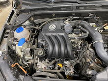 Load image into Gallery viewer, Floor Shifter Volkswagen Jetta 2013 13 - 1338087
