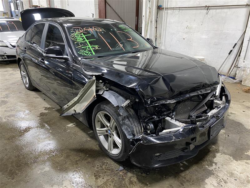 REAR BUMPER ASSEMBLY BMW 320i 328D 328i 12 13 14 15 - 1338403