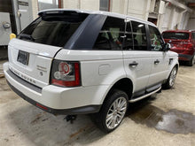 Load image into Gallery viewer, INTAKE MANIFOLD LR4 Range Rover Range Rover Sport 10 11 12 13 - 1340393
