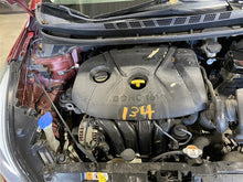 Load image into Gallery viewer, 2014 Hyundai Elantra Floor Shifter - 1340614
