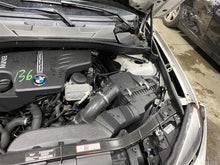 Load image into Gallery viewer, GAS FUEL FILLER LID DOOR BMW X1 2015 15 - 1341945
