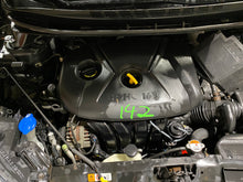 Load image into Gallery viewer, Console Hyundai Elantra 2014 14 2015 15 2016 16 - 1341195
