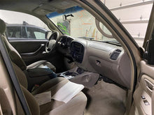 Load image into Gallery viewer, Interior Sun Visors Toyota Tundra 2006 - 1341323
