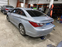 Load image into Gallery viewer, INDEPENDENT REAR SUSPENSION Hyundai Sonata 11 12 13 14 Left - 1342595
