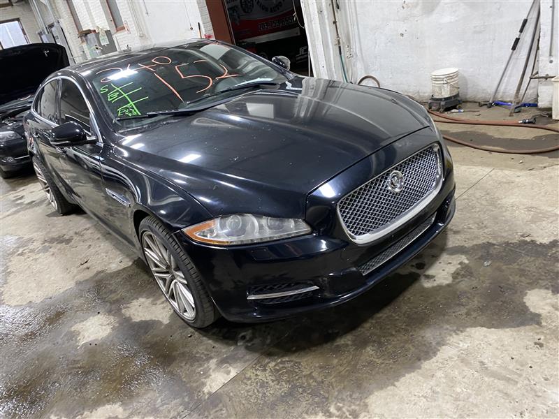 FRONT DOOR WINDOW REGULATOR Vanden Pl XJ XJL XJR 2010-2019 Right - 1341566