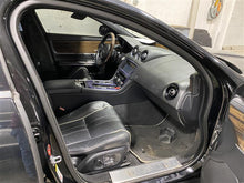 Load image into Gallery viewer, FRONT DOOR WINDOW REGULATOR Vanden Pl XJ XJL XJR 2010-2019 Right - 1341566
