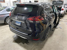 Load image into Gallery viewer, RADIATOR FAN ASSEMBLY Nissan Rogue 14 15 16 17 18 19 20 - 1342656
