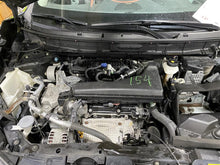 Load image into Gallery viewer, RADIATOR FAN ASSEMBLY Nissan Rogue 14 15 16 17 18 19 20 - 1342656
