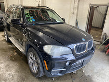 Load image into Gallery viewer, CONSOLE LID BMW X5 2011 11 - 1348973
