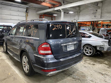 Load image into Gallery viewer, CARRIER ASSEMBLY Gl320 Gl350 Gl450 Gl550 ML320 ML350 ML450 ML500 06-12 - 1349025
