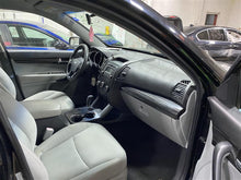 Load image into Gallery viewer, HEADLIGHT LAMP ASSEMBLY Kia Sorento 2011 11 2012 12 2013 13 Left - 1346684
