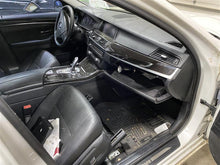 Load image into Gallery viewer, OUTER TAIL LIGHT LAMP 528i 535i 550i Active 5 M5 14 15 16 Right - 1346803
