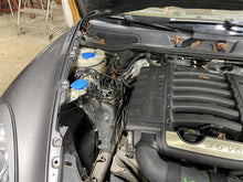 Load image into Gallery viewer, FRONT SPINDLE KNUCKLE Cayenne 11 12 13 14 15 16 17 18 Right - 1346920
