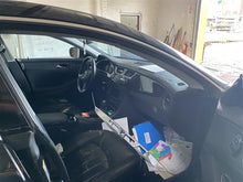 Load image into Gallery viewer, CROSSMEMBER / K-FRAME CLS500 CLS550 CLS63 E280 E300 E320 03-11 FRONT - 1348526
